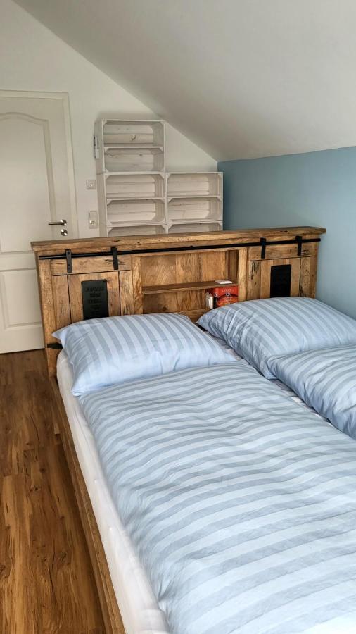 Seehaus Pippa mit Sauna&Whirlpool direkt am See Mucheln Exterior foto