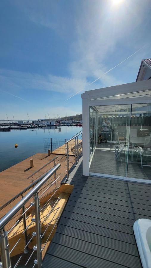 Seehaus Pippa mit Sauna&Whirlpool direkt am See Mucheln Exterior foto